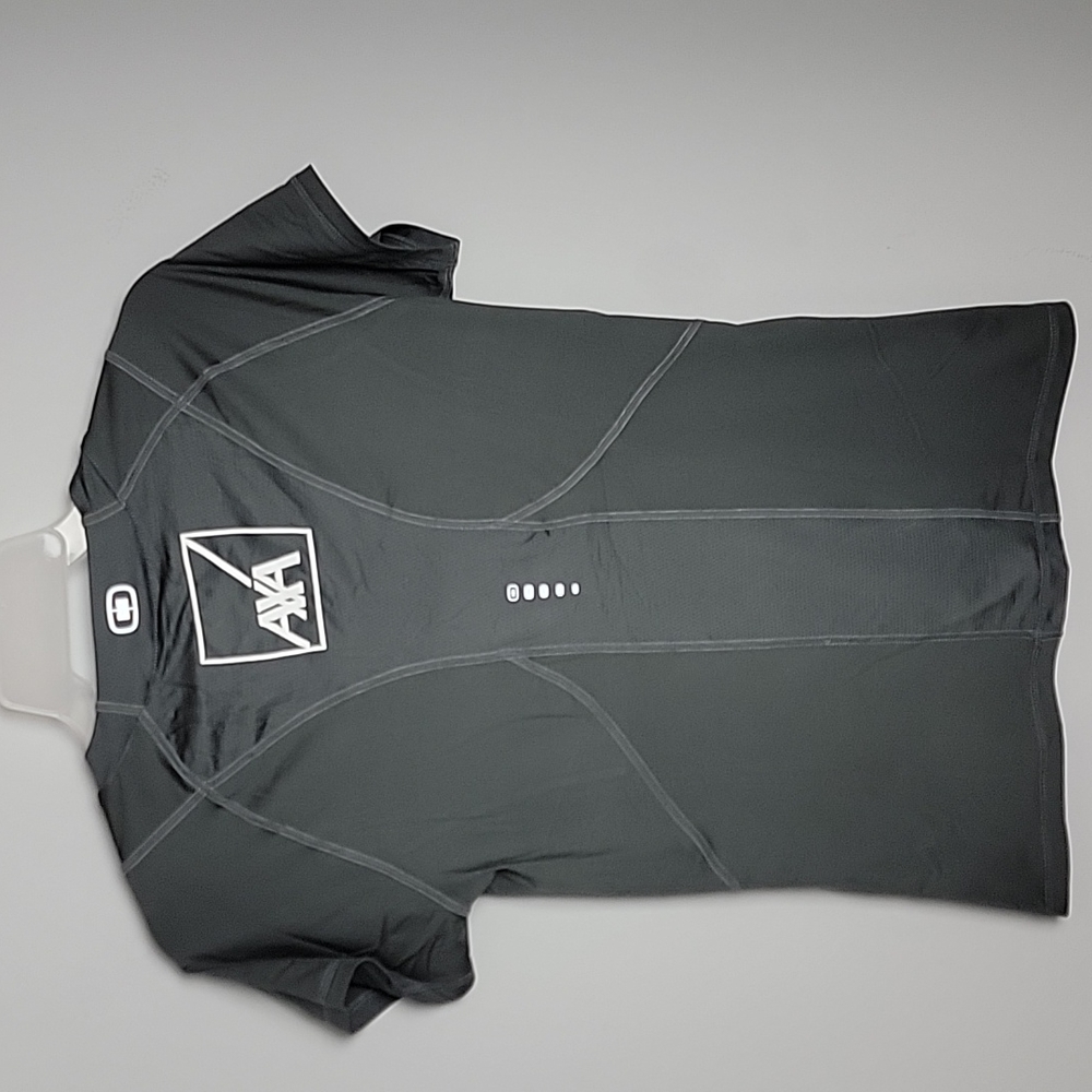 Women OGIO Endurance V-Neck Shirts - Picture 5 of 6